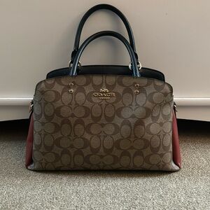 Color block, medium sized Coach shoulder bag